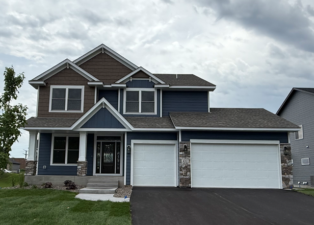 Property at 432 Collova Dr, Vadnais Heights, MN 55127, 4 beds, 4 baths
