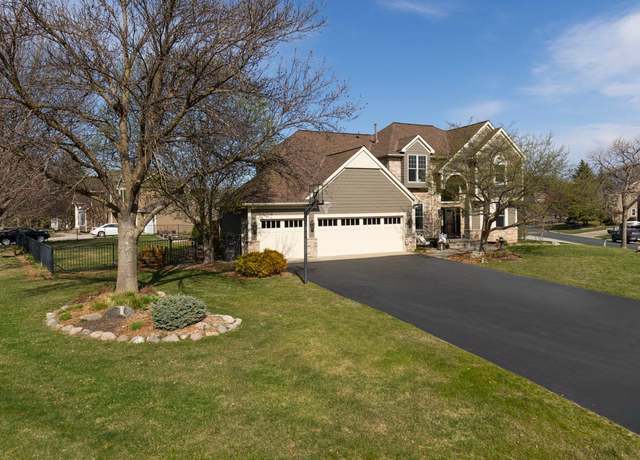 Property at 17220 Bainbridge Dr, Eden Prairie, MN 55347, 6 beds, 4 baths