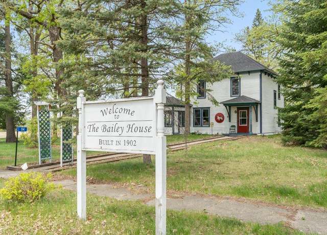 Property at 114 Washburn Ave W, Backus, MN 56435, 6 beds, 2 baths