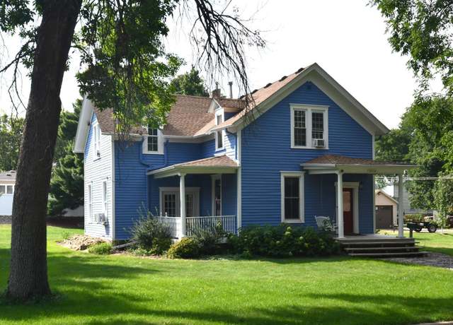 Property at 816 Eddy St, Hastings, MN 55033, 4 beds, 3 baths