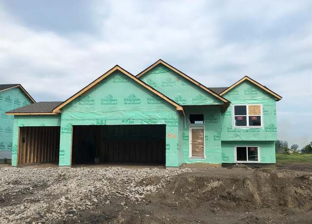 Property at 816 Erickson Ln, Buffalo, MN 55313, 5 beds, 2 baths