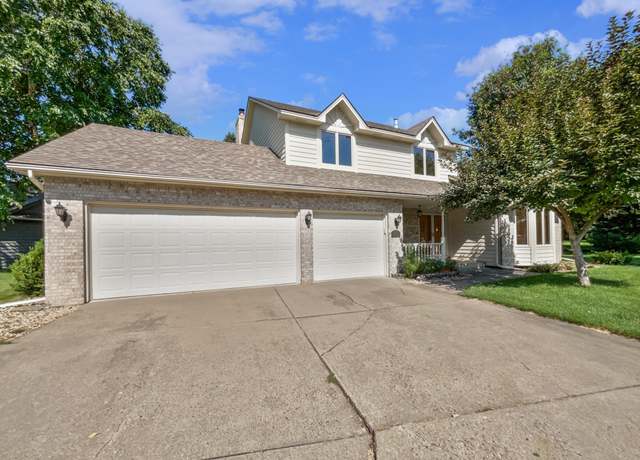 Property at 8803 Hillswick Trl, Brooklyn Park, MN 55443, 4 beds, 4 baths