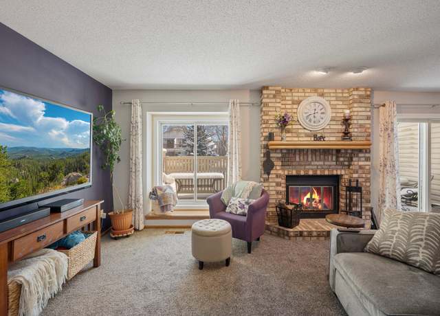 Property at 997 Hill Ct, Shoreview, MN 55126, 2 beds, 2 baths