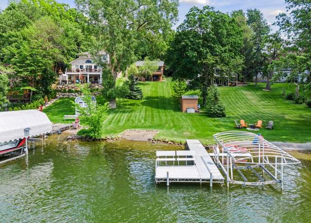 Property at 7469 Fernbrook Ln N, Maple Grove, MN 55311, 3 beds, 3 baths