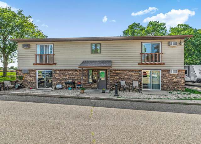 Property at 1310 6th St N, Saint Cloud, MN 56303, 8 beds, 4 baths