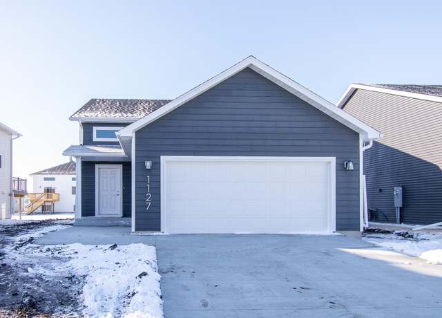 Property at 1127 Marlys Dr W, West Fargo, ND 58078, 3 beds, 3 baths