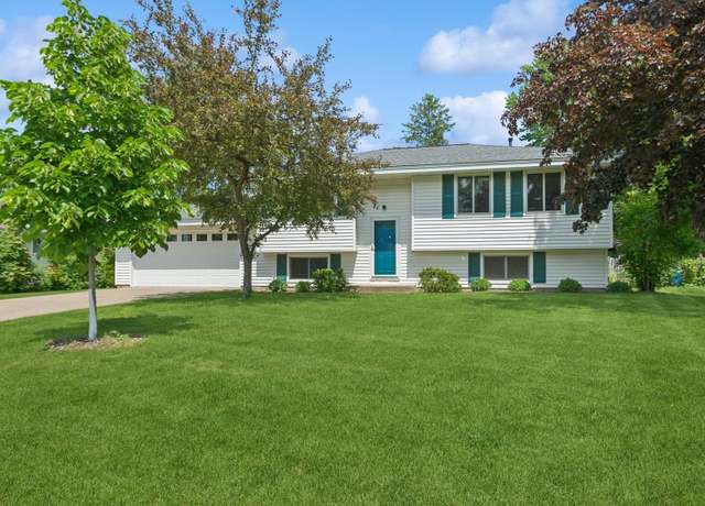 Property at 244 Stardust Blvd, Circle Pines, MN 55014, 5 beds, 2 baths