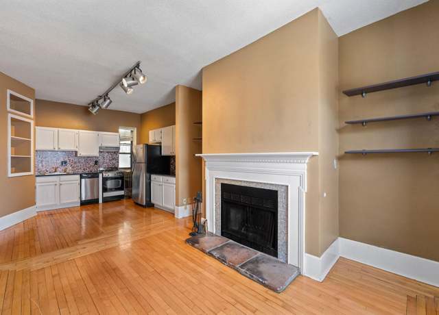 Property at 609 S 9th St #8, Minneapolis, MN 55404, 1 bed, 1 bath