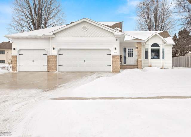 Property at 2817 38 1/2 Ave S, Fargo, ND 58104, 4 beds, 3 baths