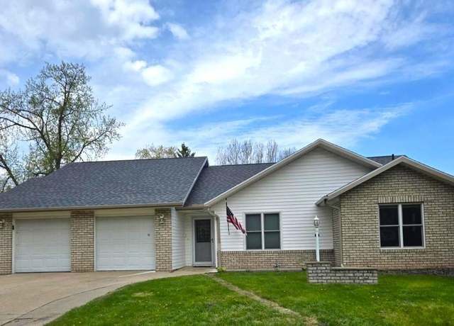 Property at 1345 Lori Ave, Detroit Lakes, MN 56501, 4 beds, 3 baths