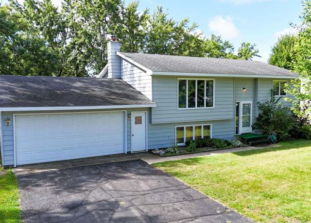 Property at 814 5 1/2 St N, Cold Spring, MN 56320, 3 beds, 2 baths