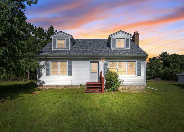 Property at 1017 181st Ave NE, East Bethel, MN 55011, 4 beds, 1 bath