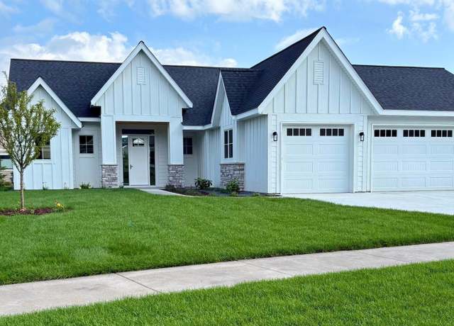 Property at 11301 Latrobe Ln, Lake Elmo, MN 55042, 3 beds, 2 baths