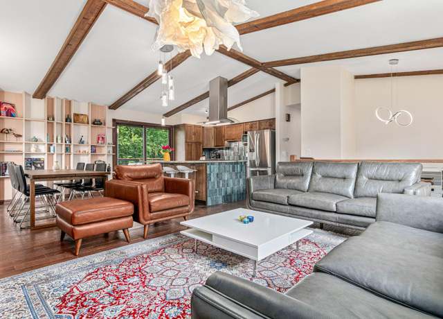 Property at 13482 Arthur St W, Minnetonka, MN 55305, 4 beds, 2 baths