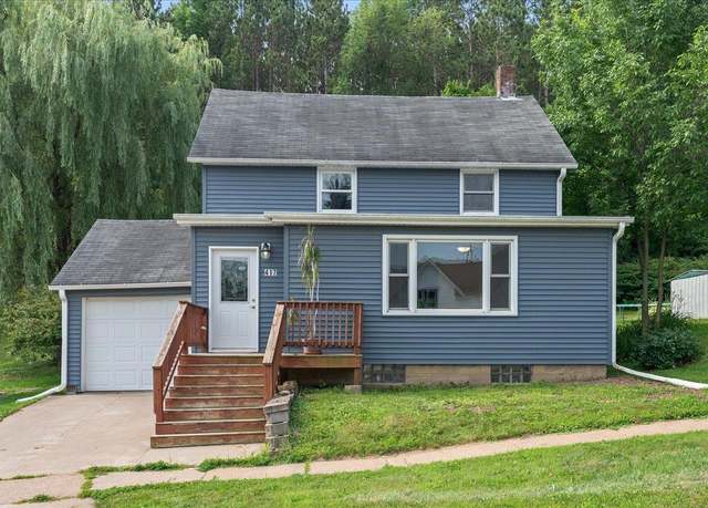Property at 417 Maple St, Glenwood City, WI 54013, 3 beds, 2 baths