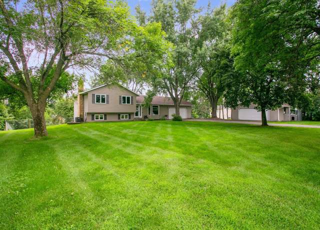 Property at 13504 Riverview Dr NW, Elk River, MN 55330, 3 beds, 2 baths
