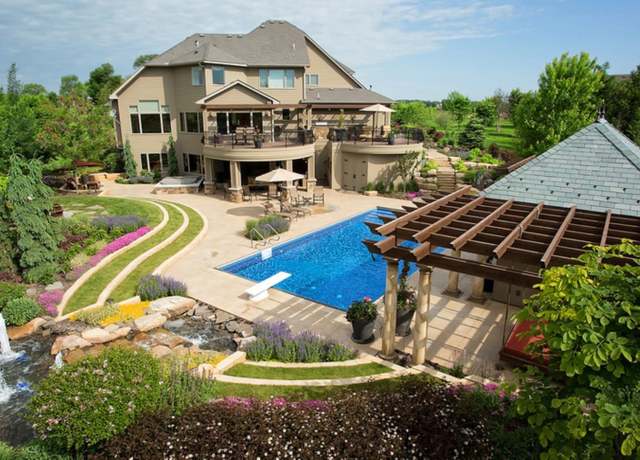 Property at 7250 Jubert Ln, Corcoran, MN 55340, 5 beds, 5 baths