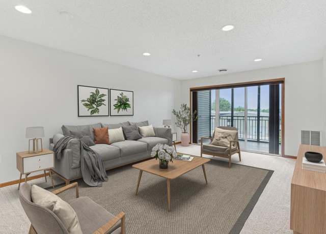 Property at 2231 Penn Pl #224, North Saint Paul, MN 55109, 1 bed, 1 bath