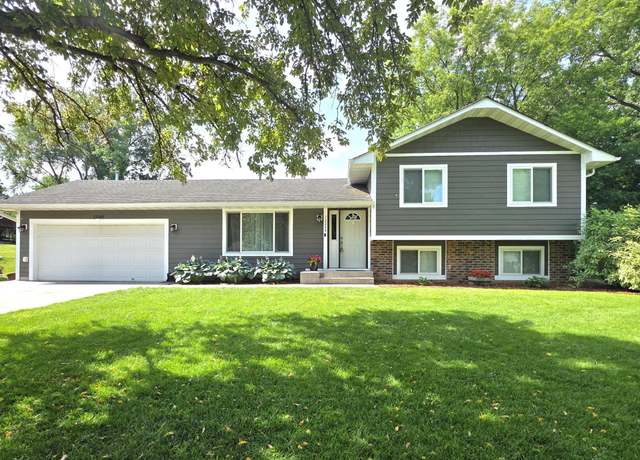 Property at 12249 24th Ave S, Burnsville, MN 55337, 4 beds, 2 baths