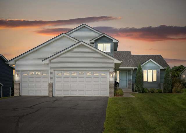 Property at 267 Pendryn Hill Ct, Woodbury, MN 55125, 5 beds, 4 baths