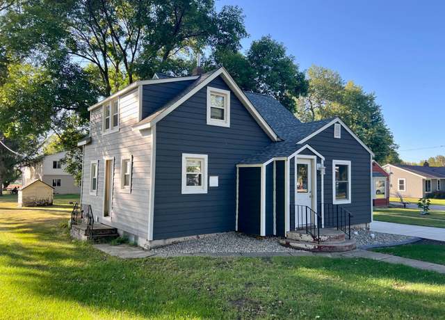 Property at 511 Division St N, Clara City, MN 56222, 2 beds, 1 bath