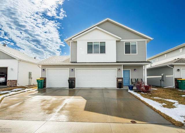 Property at 5278 10th St W, West Fargo, ND 58078, 4 beds, 3 baths