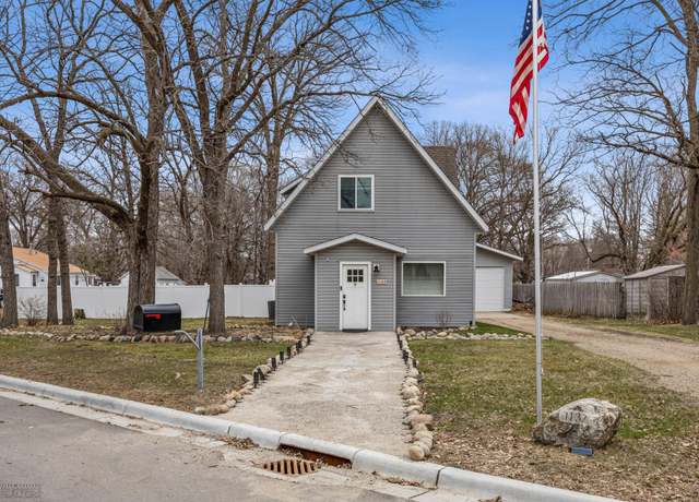 Property at 1137 Campbell Ave, Detroit Lakes, MN 56501, 3 beds, 2 baths