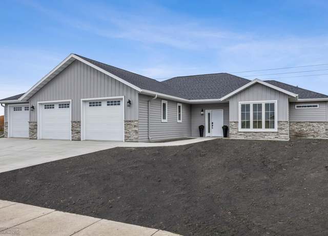 Property at 1970 Burlington Dr, West Fargo, ND 58078, 3 beds, 2 baths
