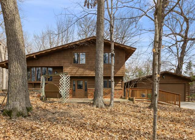 Property at 18600 82nd Pl N, Maple Grove, MN 55311, 5 beds, 2 baths