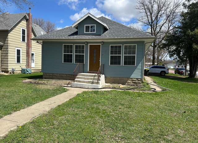 Property at 709 4th Ave, Windom, MN 56101, 2 beds, 1 bath