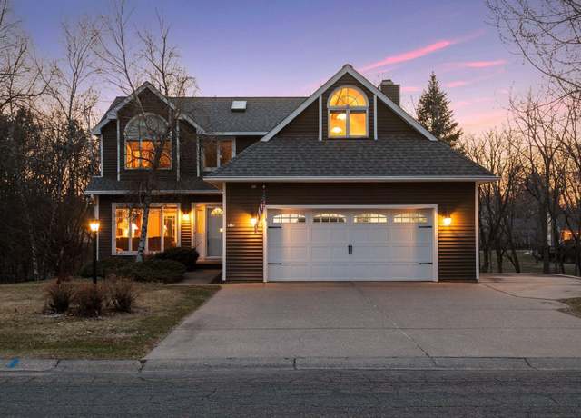 Property at 515 Greaton Rd, New Richmond, WI 54017, 4 beds, 4 baths