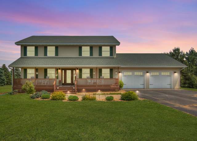 Property at 2207 127th St, New Richmond, WI 54017, 4 beds, 3 baths