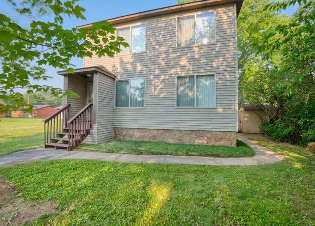 Property at 3026 5th Ave E, Hibbing, MN 55746, 3 beds, 2 baths
