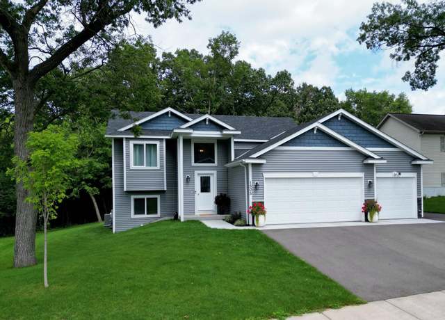 Property at 1505 24th St SE, Saint Cloud, MN 56304, 4 beds, 2 baths