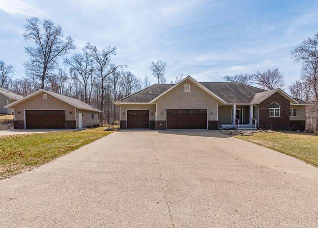 Property at 11833 Maplewood Dr, East Gull Lake, MN 56401, 5 beds, 3 baths