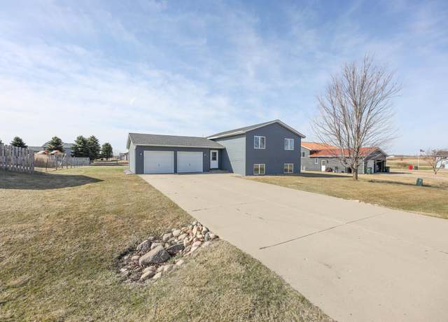 Property at 204 7th St W, Carlos, MN 56319, 4 beds, 2 baths