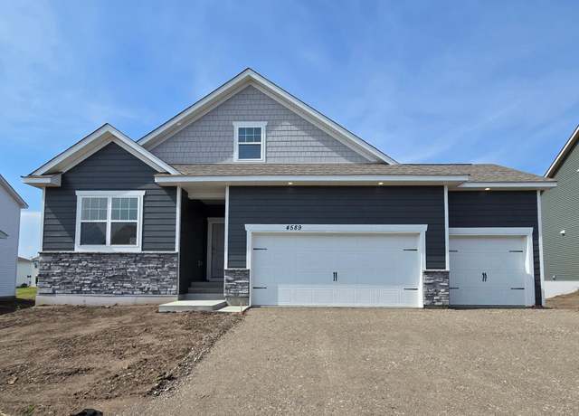 Property at 4589 172nd St W, Lakeville, MN 55044, 3 beds, 2 baths
