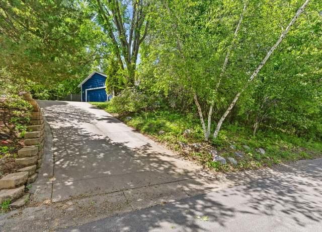 Property at 9553 Woodridge Cir, Eden Prairie, MN 55347, 4 beds, 3 baths