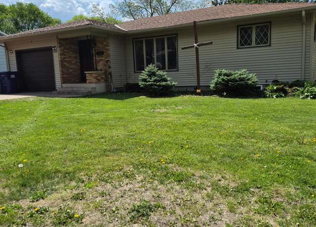 Property at 1038 Pleasant Ln, Faribault, MN 55021, 4 beds, 2 baths