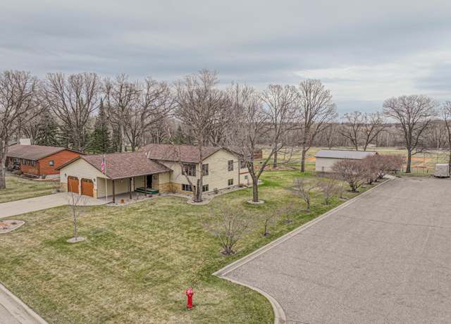 Property at 402 N Quincy St, Alexandria, MN 56308, 4 beds, 2 baths