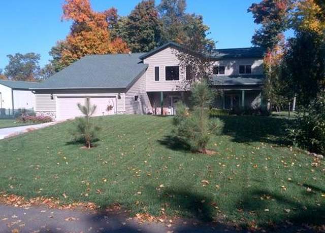 Property at 32536 218th Ln, Isle, MN 56342, 3 beds, 3 baths