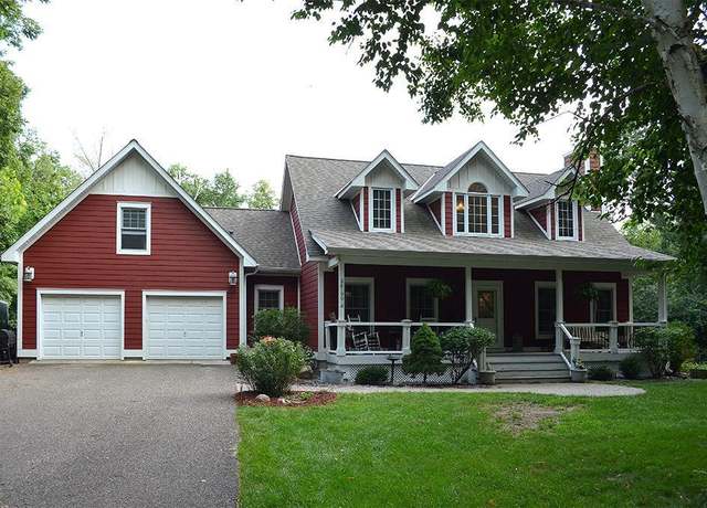 Property at 26190 Hale Ct, Wyoming, MN 55092, 3 beds, 3 baths
