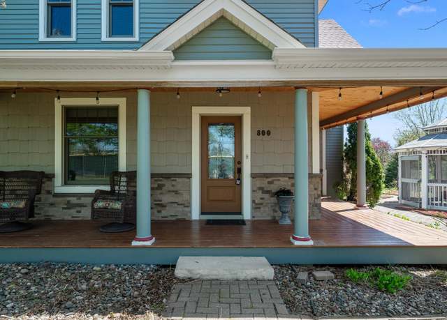 Property at 800 Hutchinson Rd, Watertown, MN 55388, 3 beds, 2 baths