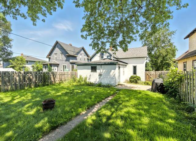 Property at 454 1st Ave S, South Saint Paul, MN 55075, 3 beds, 2 baths