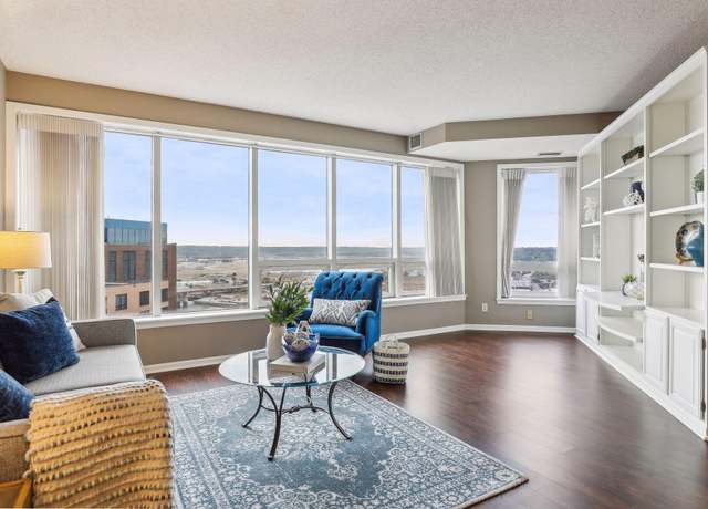 Property at 168 6th St E #3203, Saint Paul, MN 55101, 2 beds, 2 baths