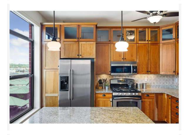 Property at 270 4th St E #401, Saint Paul, MN 55101, 2 beds, 2 baths