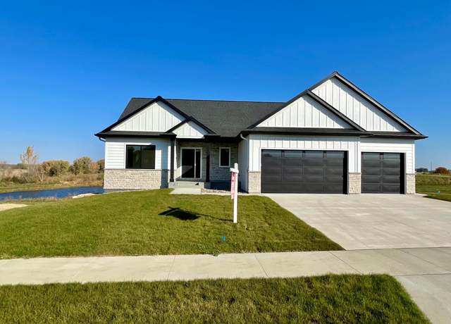 Property at 301 Somerby Pkwy NE, Byron, MN 55920, 5 beds, 3 baths
