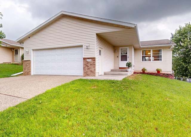 Property at 2776 Knollwood Dr SE, Rochester, MN 55904, 4 beds, 2 baths