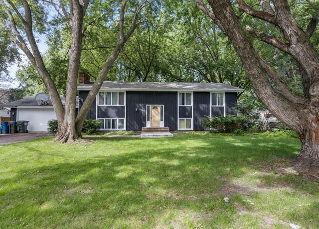 Property at 10048 Upton Rd, Bloomington, MN 55431, 5 beds, 3 baths