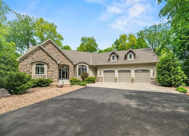 Property at 4350 Golfview Dr, Jordan, MN 55352, 4 beds, 4 baths